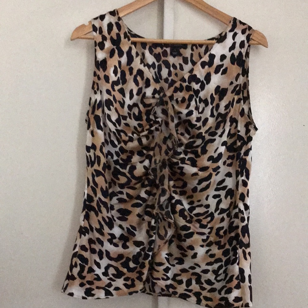 St. John Silk blend Leopard cheetah animal print sleeveless business work blouse